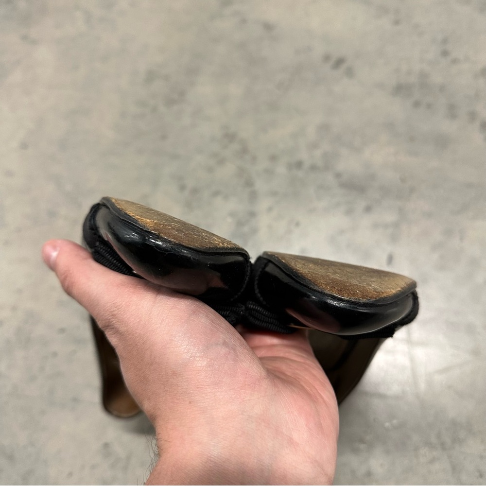 Salvatore Ferragamo Vara Bow Pump Black 11B - Picture 12 of 13